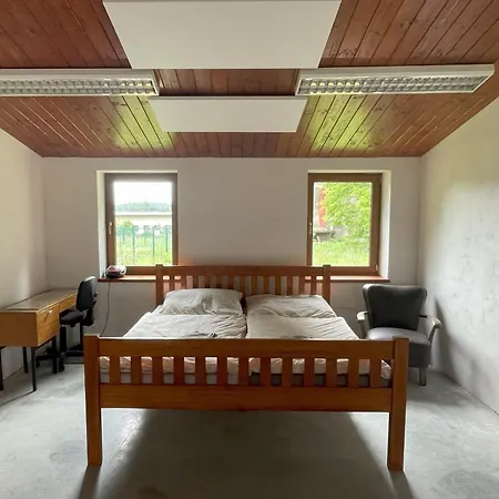 V Risnici * بينيسوف